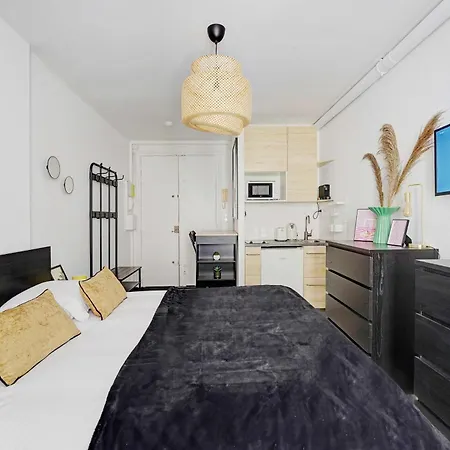 Feriehus Charming - 2p - Batignolles