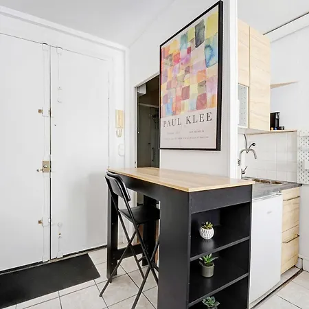 Holiday home Charming - 2p - Batignolles Paris